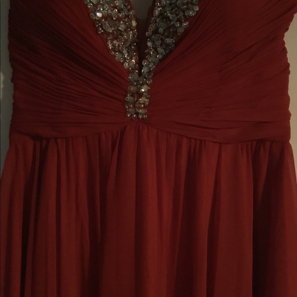 Gown - Picture 2 of 5
